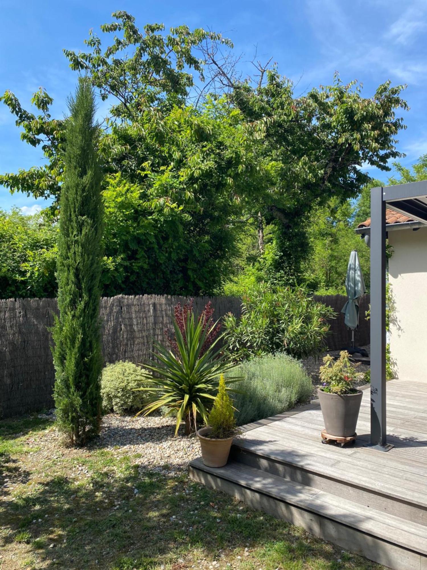 La Petite Caserne - Gite 4 Etoiles - Pont-de-Labeaume Εξωτερικό φωτογραφία